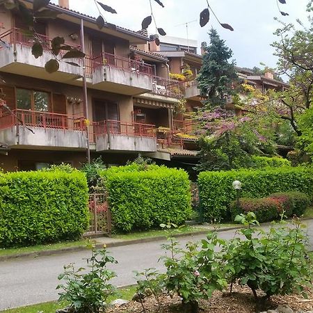 Appartamento Dellea Luino Dış mekan fotoğraf